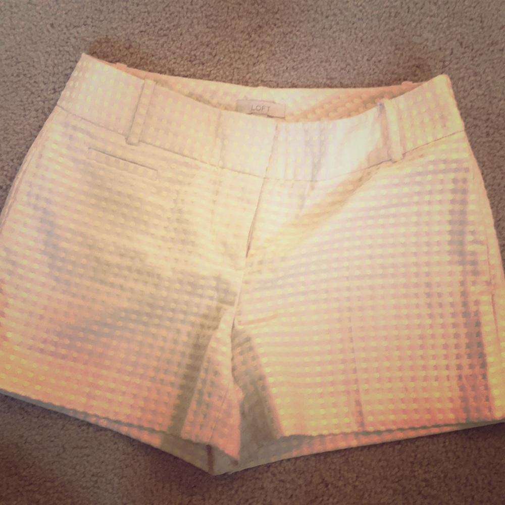 Loft size 2 yellow polka dot Marisa shorts